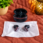 Selilo R1, AI Translation Earbuds, Translation Earbuds, AI Translator, Wireless Earbuds, Bluetooth Earbuds, Smart Earbuds, AI earbuds, Tech Gadget, Gadget Bangladesh (4)